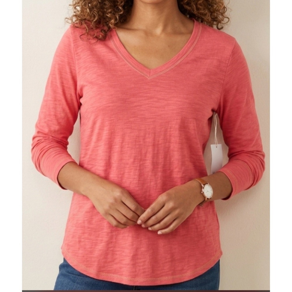 Blue Sol Pink V-neck top long sleeves with a contrasting fabric detail Sz LARGE